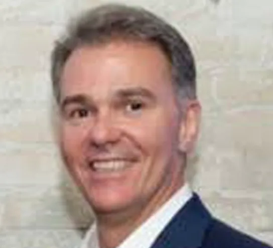 Cesar Fernando Alvares de Moura